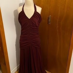Floor length backless Le Chateau burgundy gown Size XXL
